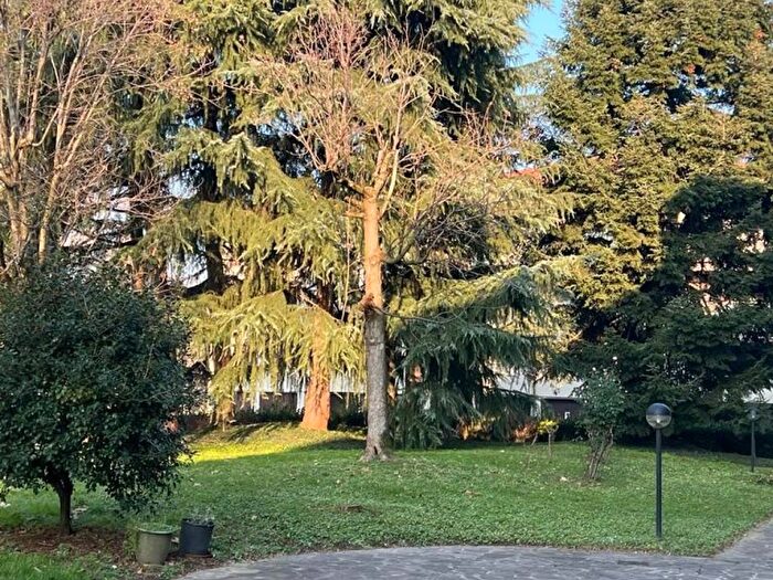 Appartamento bilocale in affitto in Via Orti, Centro, Agrate Brianza