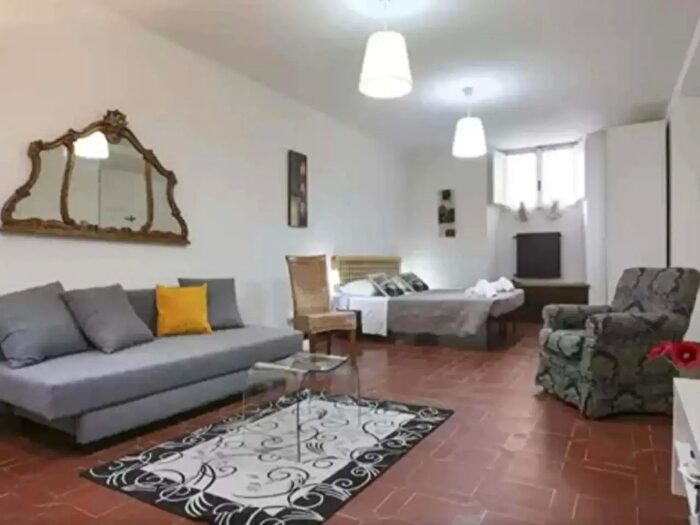 Appartamento monolocale in affitto in Via dellAnguillara, Firenze