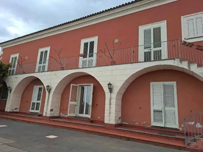 Casa con 6 locali in vendita in Giarre