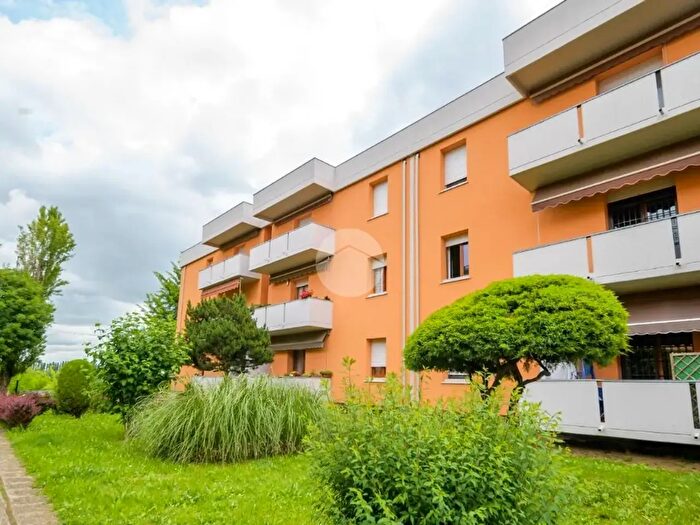 Appartamento trilocale in vendita in Via Risorgimento, Zola Predosa