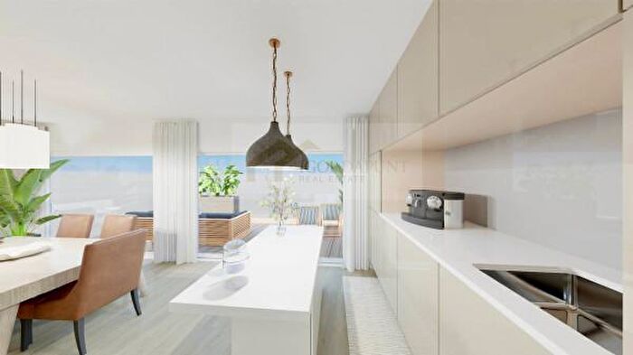 Appartamento quadrilocale in vendita in Via Caldaro, Appiano Sulla Strada Del Vino