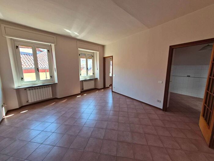 Appartamento quadrilocale in affitto in Via San Lorenzo, Piazza della Libertà, Alessandria