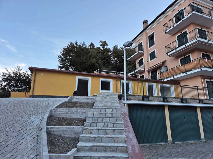 Appartamento quadrilocale in vendita in Via San Lazzaro, Casarza Ligure