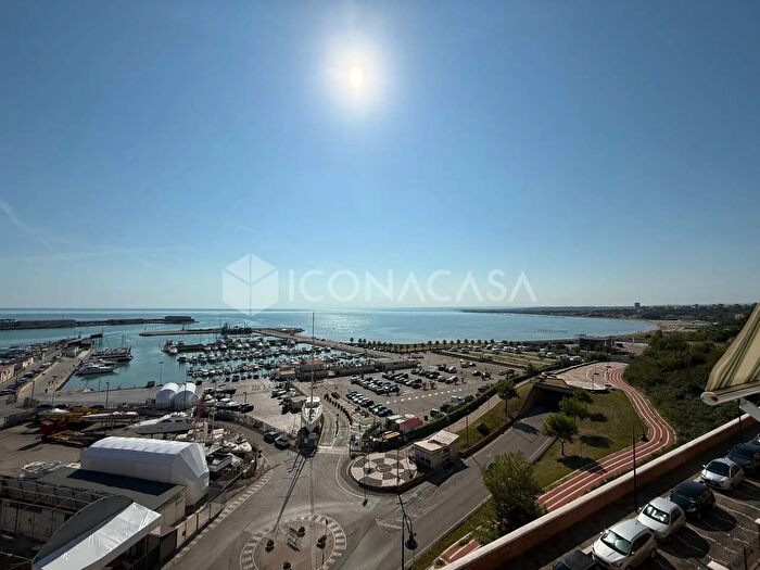 Appartamento con 5 locali in vendita in Via Frentana, Termoli