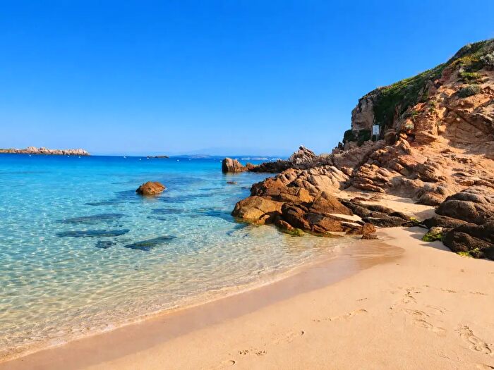 Appartamento bilocale in vendita in Via lAquila, Santa Teresa Gallura