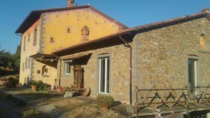 Casa con 6 locali in vendita in Vicolo Pietro da Cortona, Arezzo