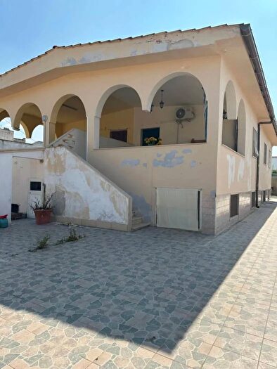 Casa bilocale in vendita in Contrada Palmintiello Lizzano, Lizzano