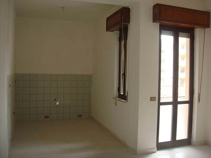 Appartamento trilocale in affitto in Via Sbarre Centrali, Modena San Giorgio Extra, Reggio Calabria