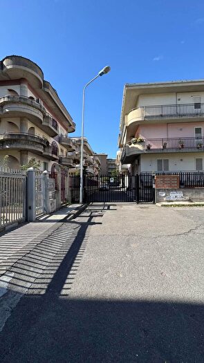 Appartamento con 8 locali in vendita in Via Giacomo Matteotti, Scordia