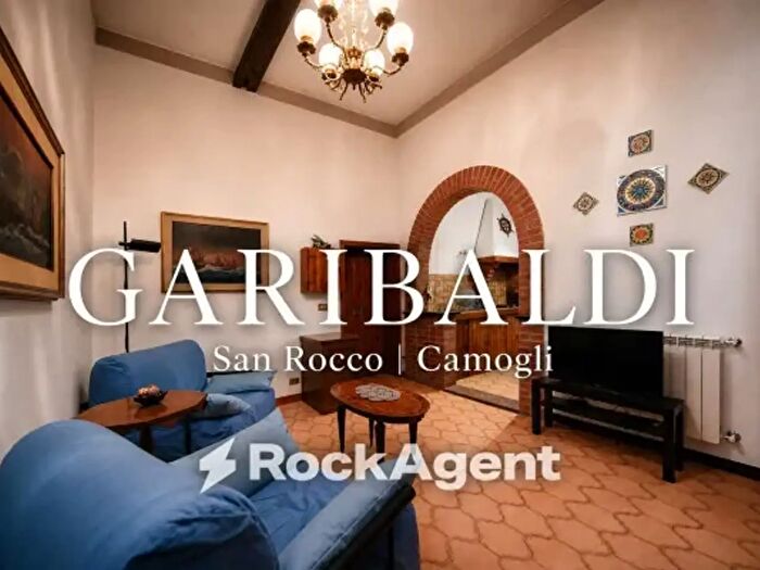 Appartamento quadrilocale in vendita in Via Giuseppe Garibaldi, Camogli
