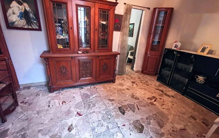 Casa con 5 locali in vendita in Giarre