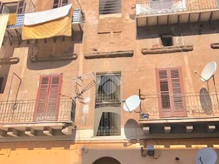 Appartamento monolocale in affitto in Via Pietro d'Aragona, Palermo