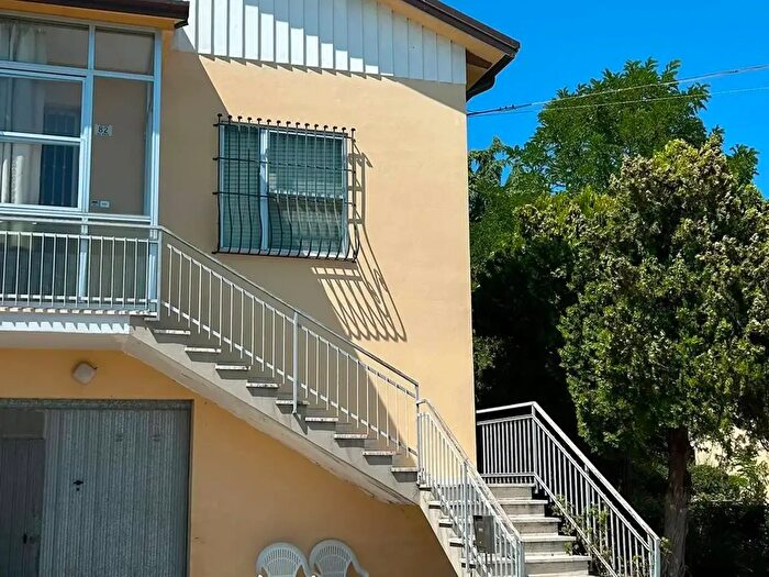 Casa trilocale in vendita in Santarcangelo Di Romagna