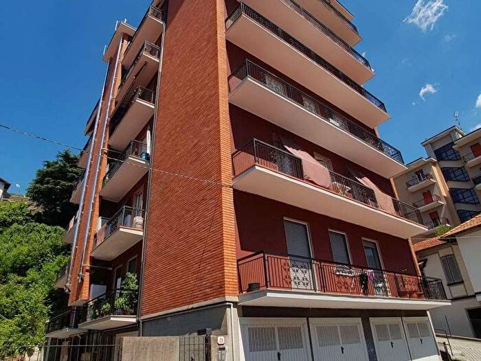 Appartamento bilocale in affitto in Via Barberini, Monte Olimpino, Como