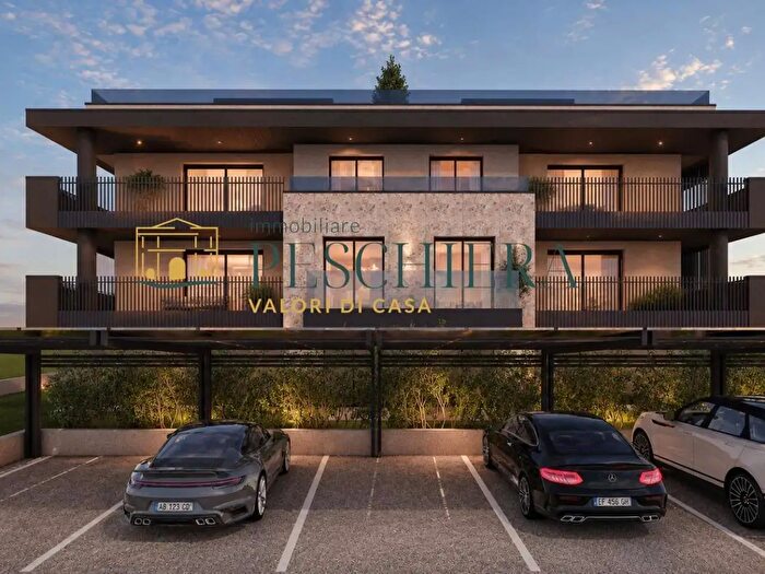 Appartamento bilocale in vendita in Via Pasubio, Peschiera Del Garda