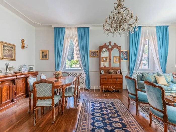 Appartamento con 5 locali in vendita in Via Giovanni Antonelli, Roma