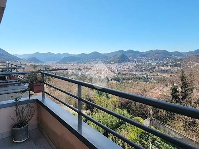 Appartamento quadrilocale in vendita in Via Iaconti Coop Maristella, Vietri Sul Mare