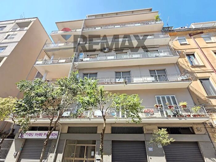 Appartamento quadrilocale in vendita in Via Monte Grappa, Cosenza