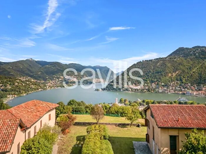 Casa con 6 locali in vendita in Santa Marta, Como