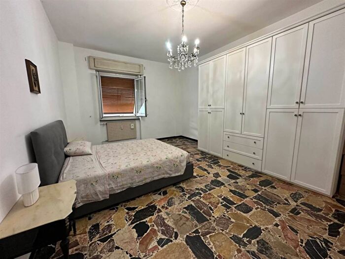 Appartamento quadrilocale in vendita in Via Cavour, Centro, Arquata Scrivia