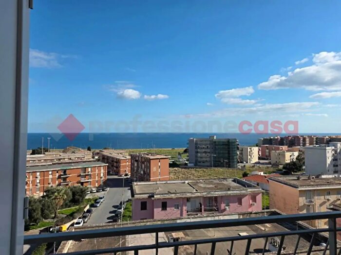 Appartamento con 5 locali in vendita in Via Grottasanta, Siracusa