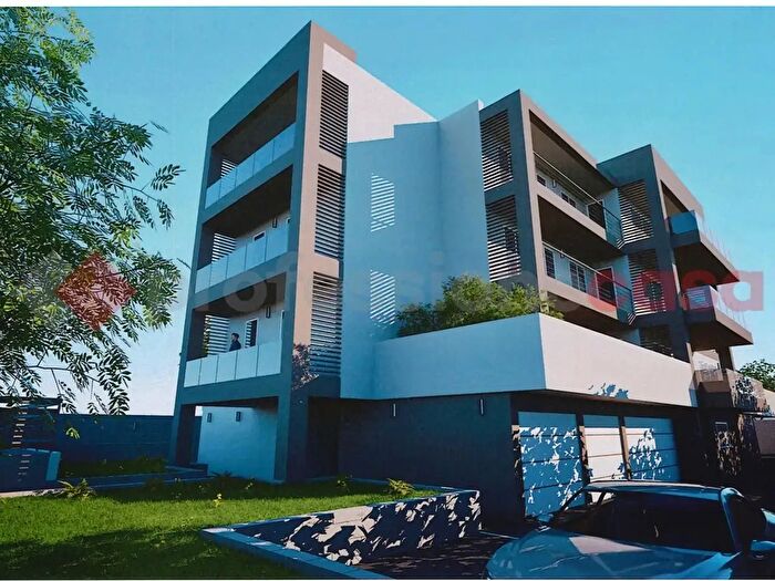 Appartamento trilocale in vendita in Via Megenta, Canegrate