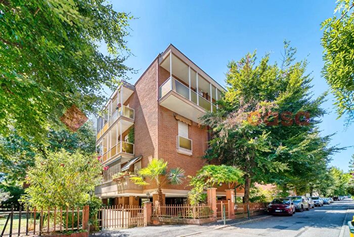 Appartamento quadrilocale in vendita in Via Servais, Torino