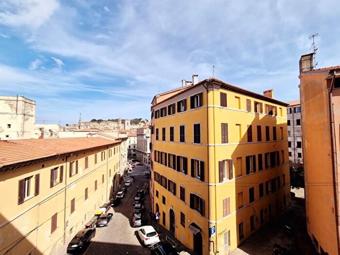 Appartamento quadrilocale in vendita in Ancona