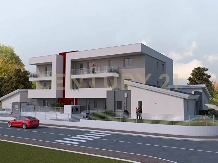 Appartamento quadrilocale in vendita in Via Monte Grappa, Belfiore