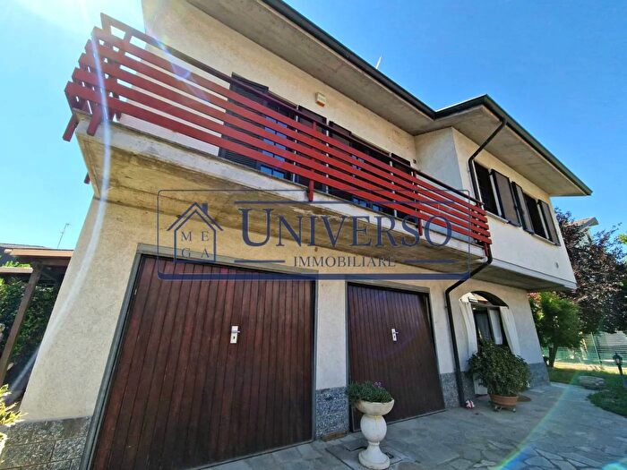 Case in Vendita e in Affitto - 3