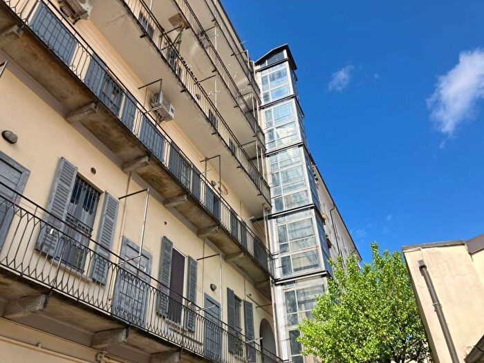 Appartamento bilocale in affitto in Piazzale Medaglie d'Oro, Porta Romana Medaglie d'Oro, Milano
