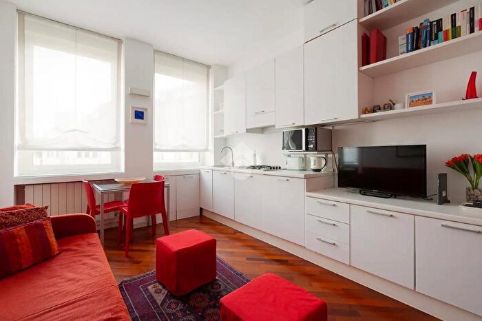 Appartamento bilocale in affitto in Via Gentilino, Milano