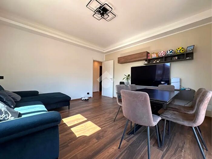 Appartamento quadrilocale in vendita in Via Aprile, Chiavari