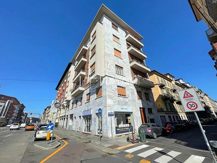 Appartamento quadrilocale in vendita in Via Giorgio Bidone, Torino