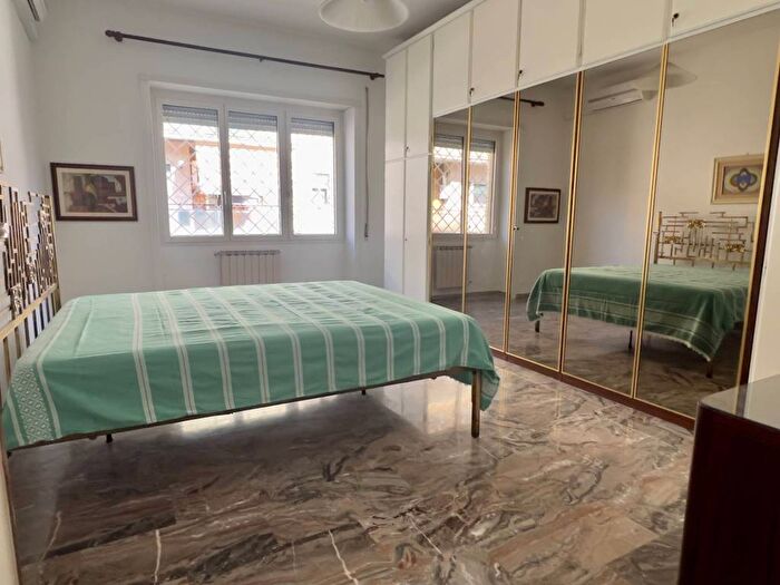 Appartamento quadrilocale in affitto in Via Jacopo Nardi, Appio Latino, Roma