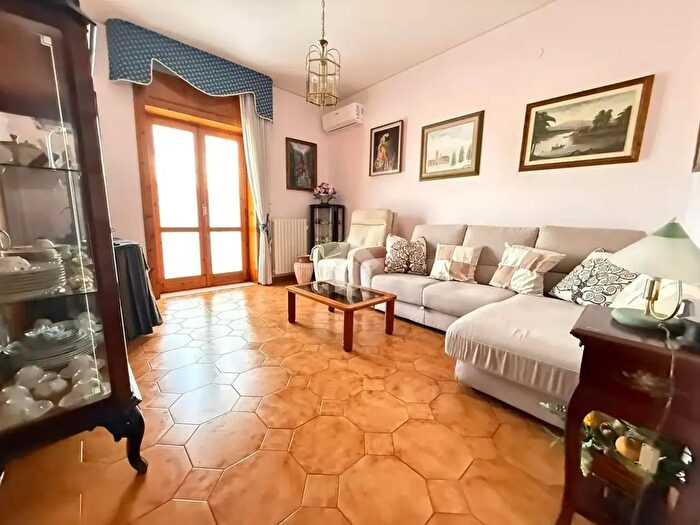 Appartamento quadrilocale in vendita in Via Vesuvio, San Sebastiano Al Vesuvio