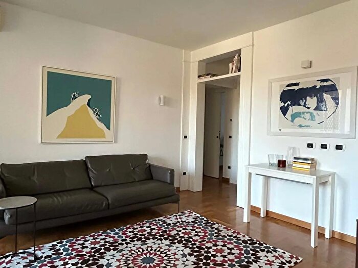 Appartamento monolocale in affitto in Via Patroclo, Milano