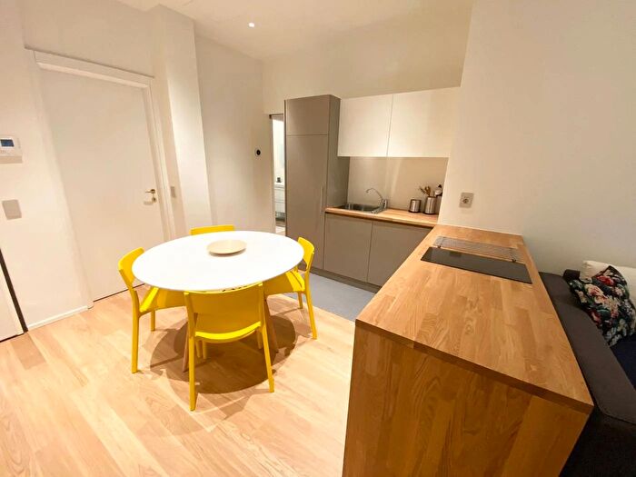 Appartamento trilocale in affitto in Via Manfredo Camperio Milano, Milano