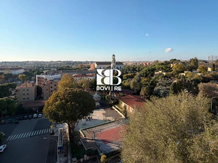 Casa quadrilocale in affitto in Largo Leonardo da Vinci, San Paolo, Roma