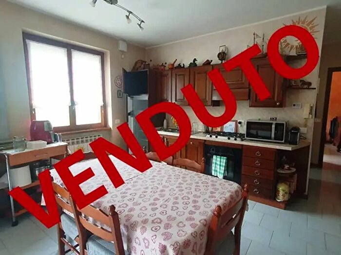 Appartamento bilocale in vendita in Via Tironega, Endine Gaiano