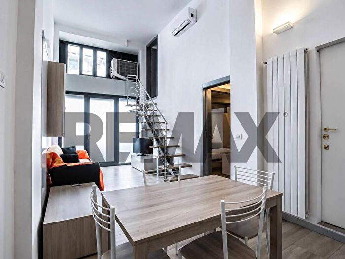 Appartamento trilocale in affitto in Via Filippo Tajani, Città Studi, Milano