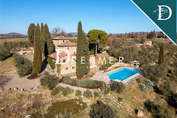 Casa con 6 locali in vendita in Località San Polo in Rosso, Gaiole In Chianti