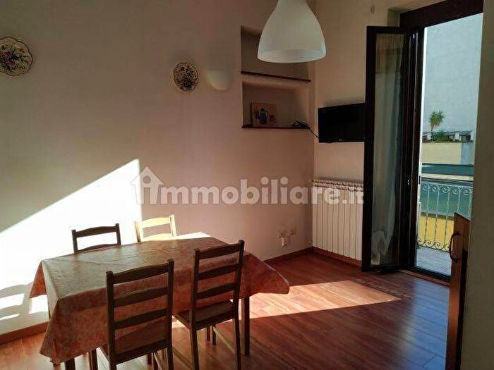 Appartamento trilocale in affitto in Via Ferrante Aporti, Pasteur, Milano