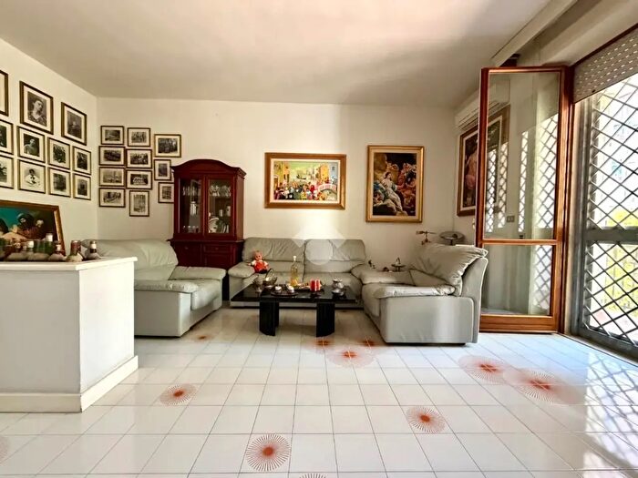 Appartamento quadrilocale in vendita in Via Cataldo Antonio Mannarino, Lecce