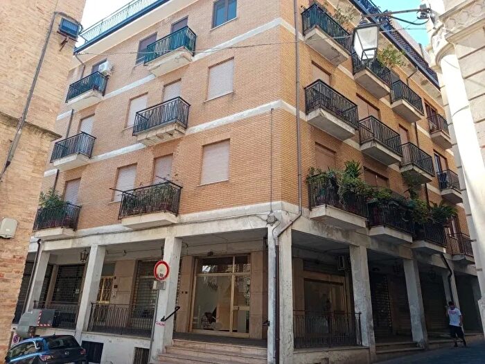 Appartamento trilocale in vendita in Lanciano