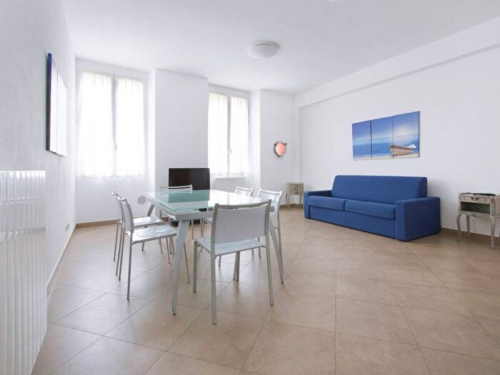 Appartamento trilocale in affitto in Centro, Alassio