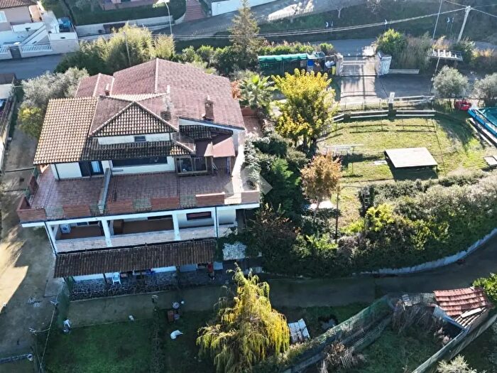 Appartamento trilocale in vendita in Via Cerulli, Roseto Degli Abruzzi