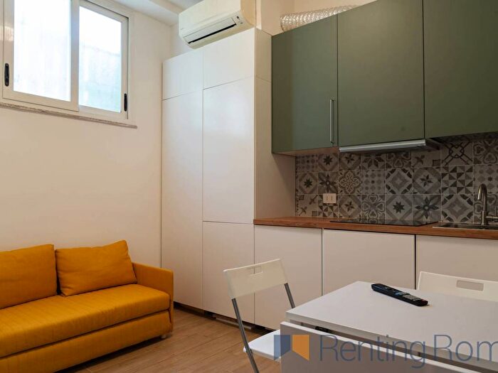 Appartamento monolocale in affitto in Via Ostiense, Marconi, Roma