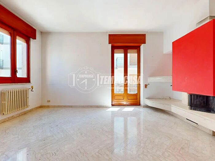 Appartamento quadrilocale in vendita in Via Giuseppe Giusti, Conversano