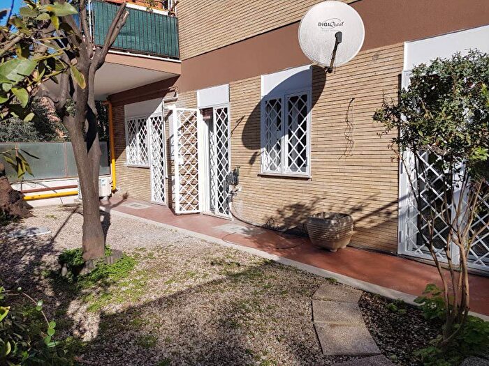 Appartamento bilocale in affitto in Via Giovanni Vittorio Englen, Aurelio Val Cannuta, Roma